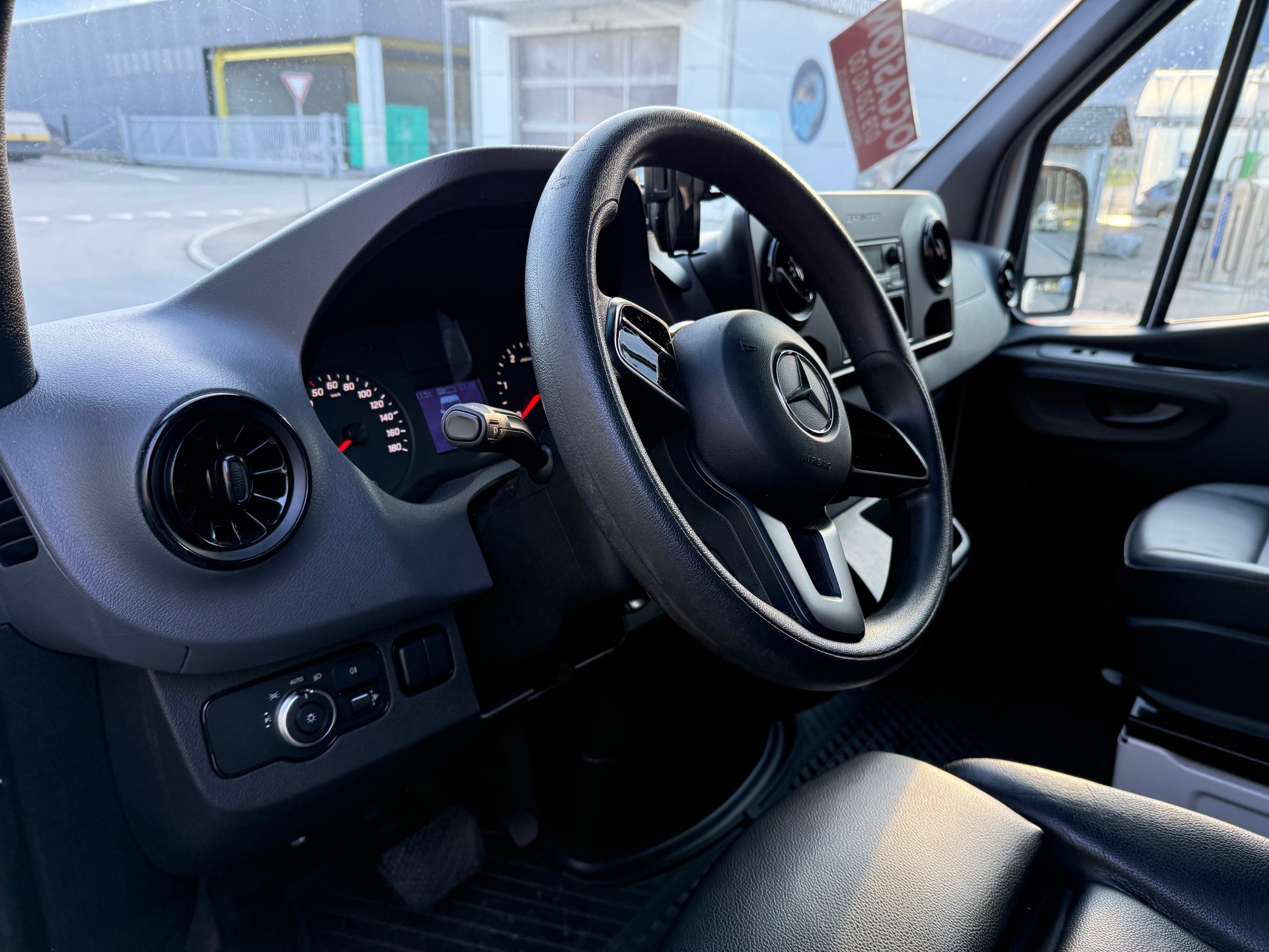 MERCEDES-BENZ Sprinter 214 CDI Standard 9G——CHARGE 950 KG —-BOITE AUTOMATIQUE-image-25