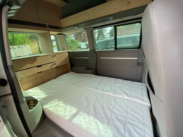 VW T5 Multivan 2.0 Bi-TDI CR Highline 4Motion-image-6