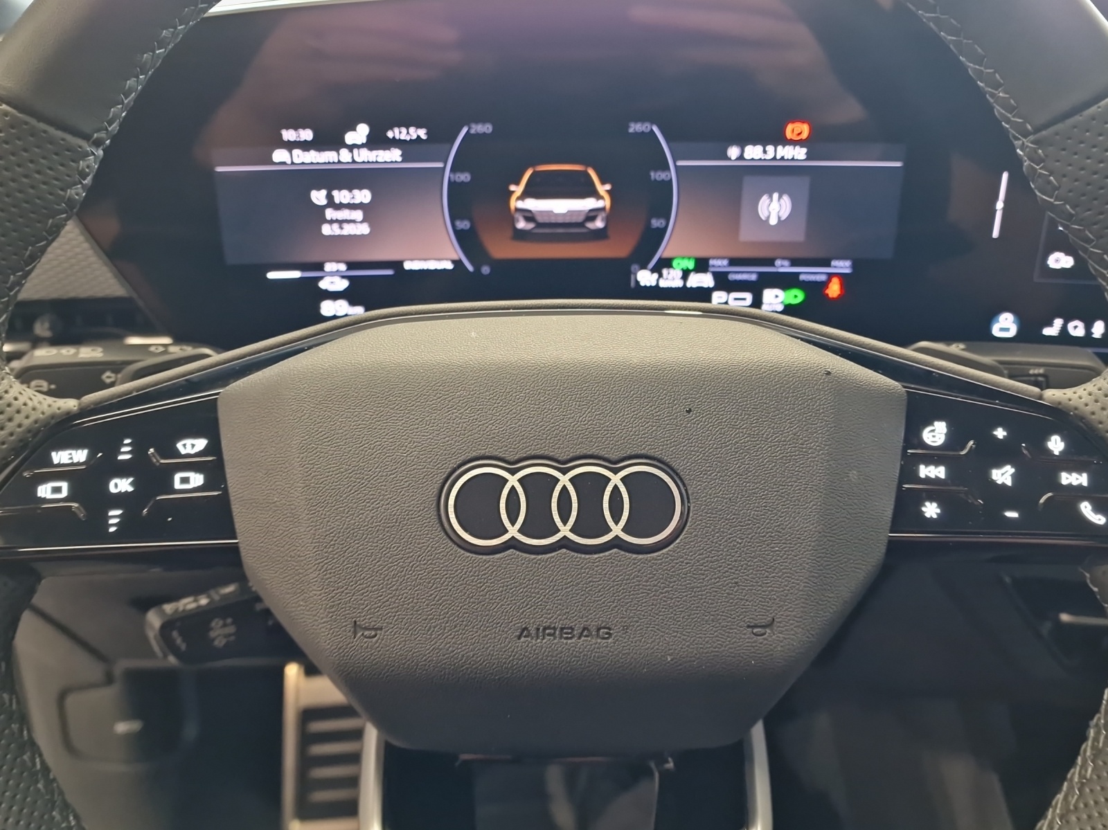 AUDI S6 Sportback e-tron quattro-image-14