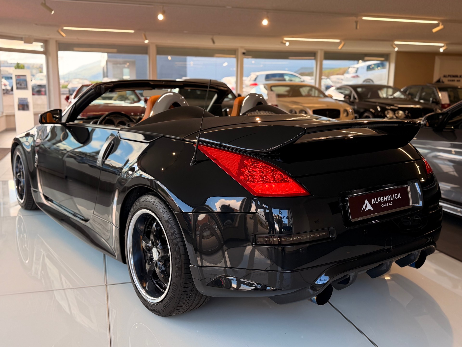 NISSAN 350 Z Roadster-image-11