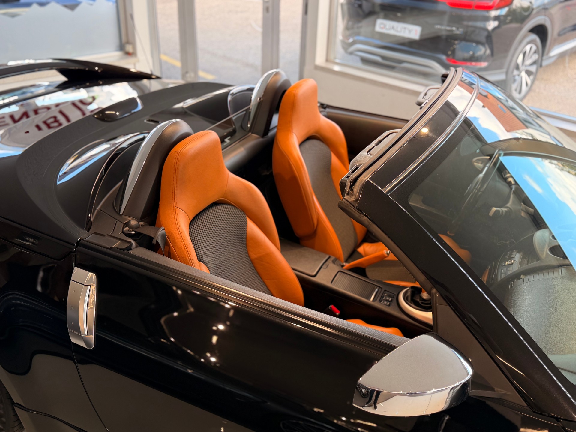NISSAN 350 Z Roadster-image-7