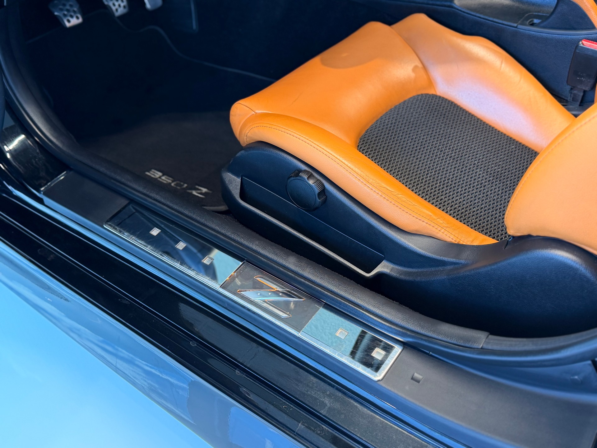 NISSAN 350 Z Roadster-image-15