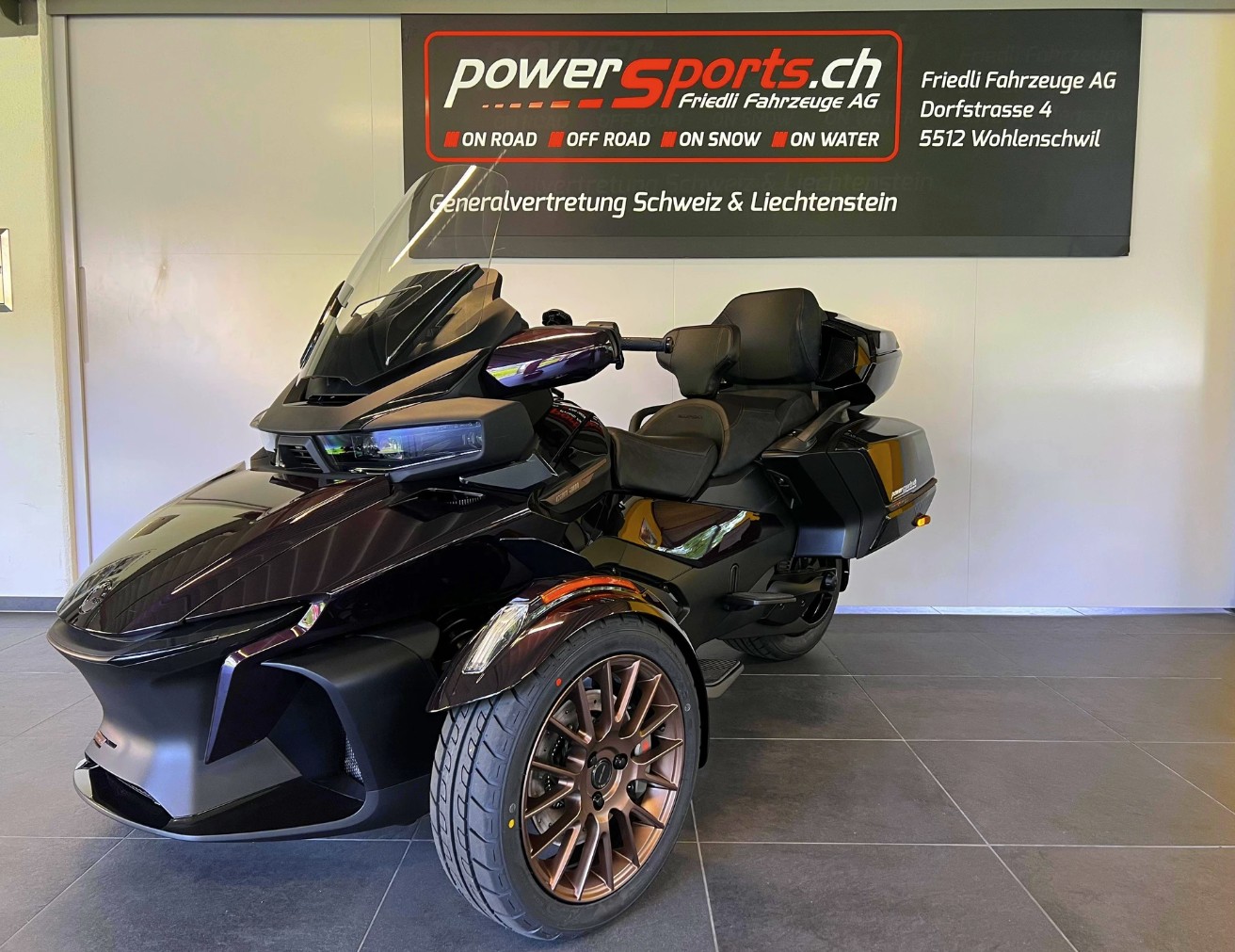 CAN-AM Spyder RT-LTD Sea Sky Edition SE6-image-2