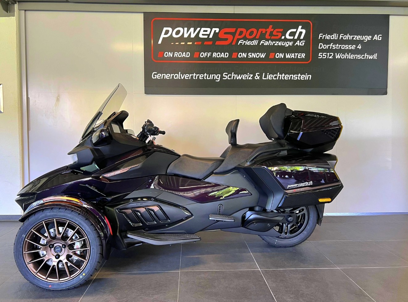 CAN-AM Spyder RT-LTD Sea Sky Edition SE6-image-3