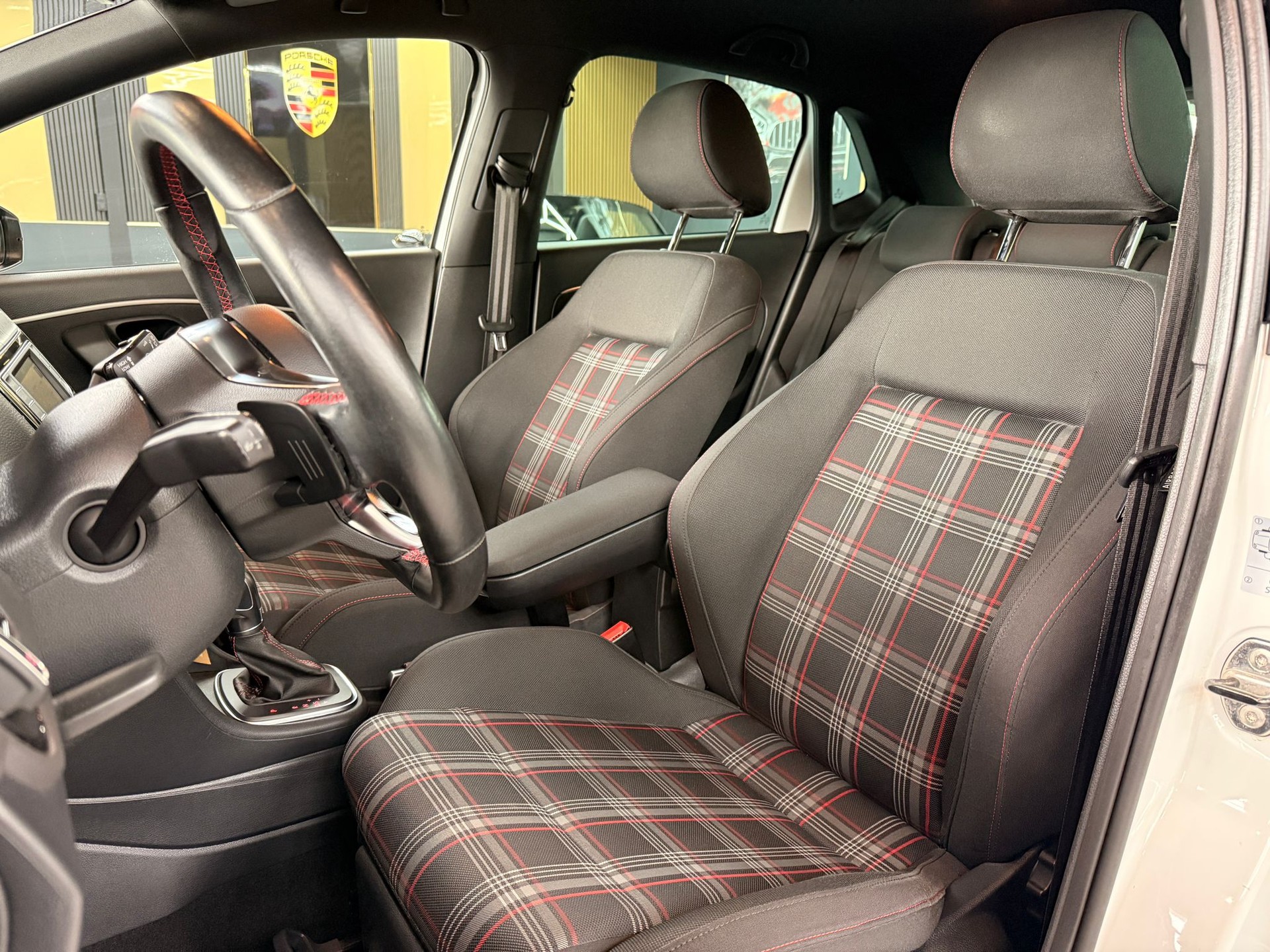 VW Polo 1.8 TSI GTI DSG-image-9