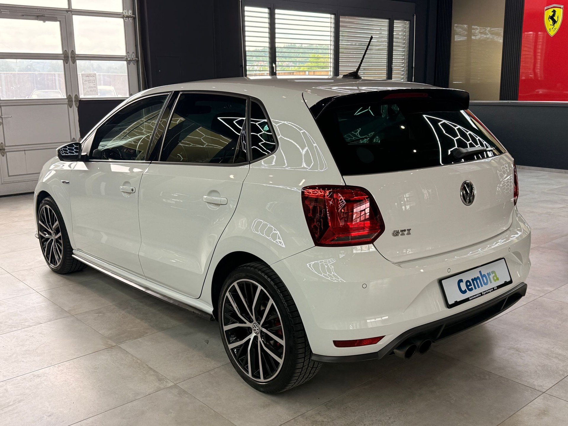 VW Polo 1.8 TSI GTI DSG-image-6