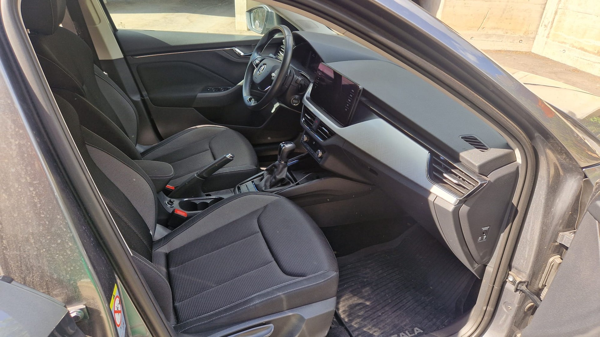 SKODA 1.5 TSI Tour DSG-image-5