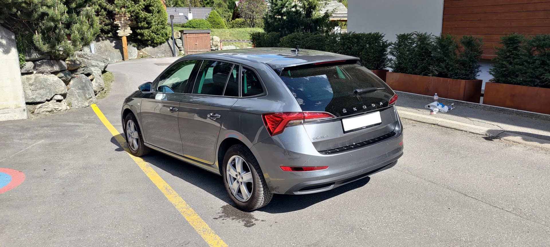 SKODA 1.5 TSI Tour DSG-image-2