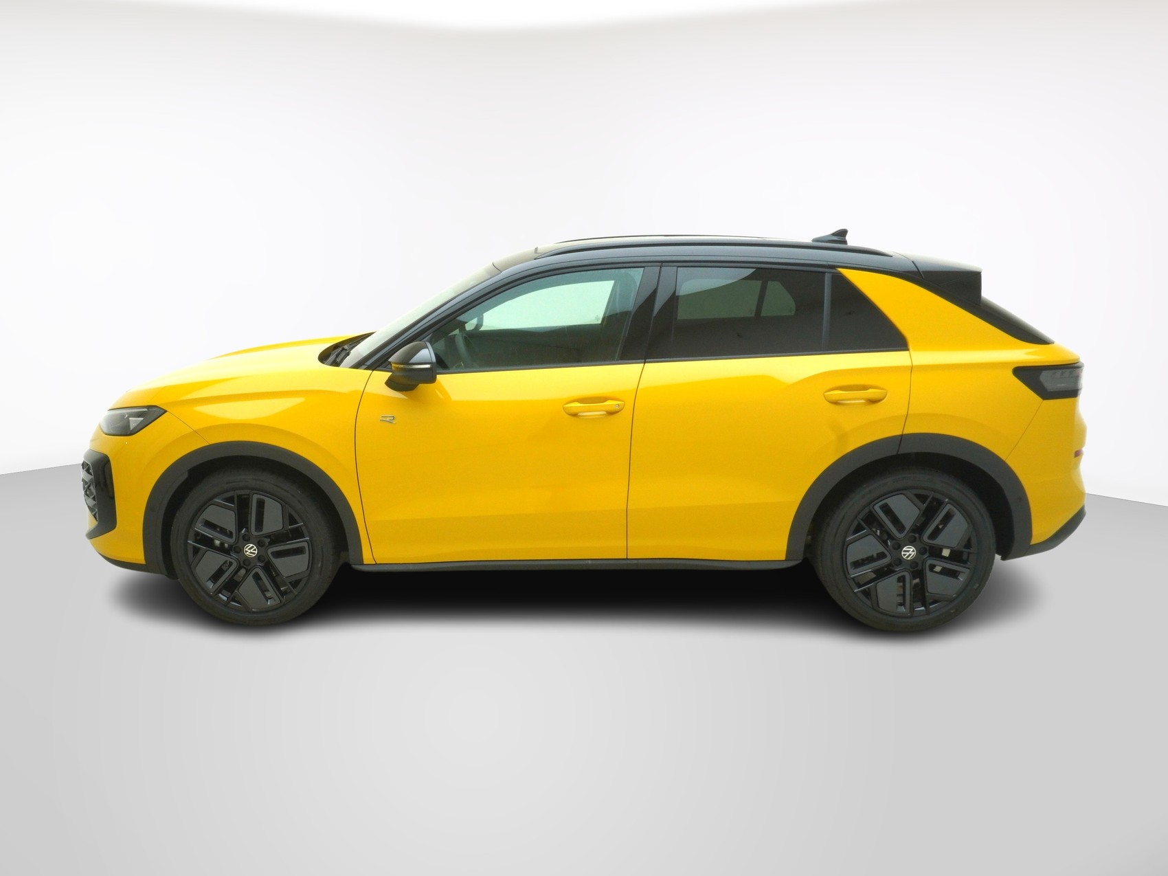 VW T-Roc 1.5 eTSI R-Line DSG-showroom-element-1