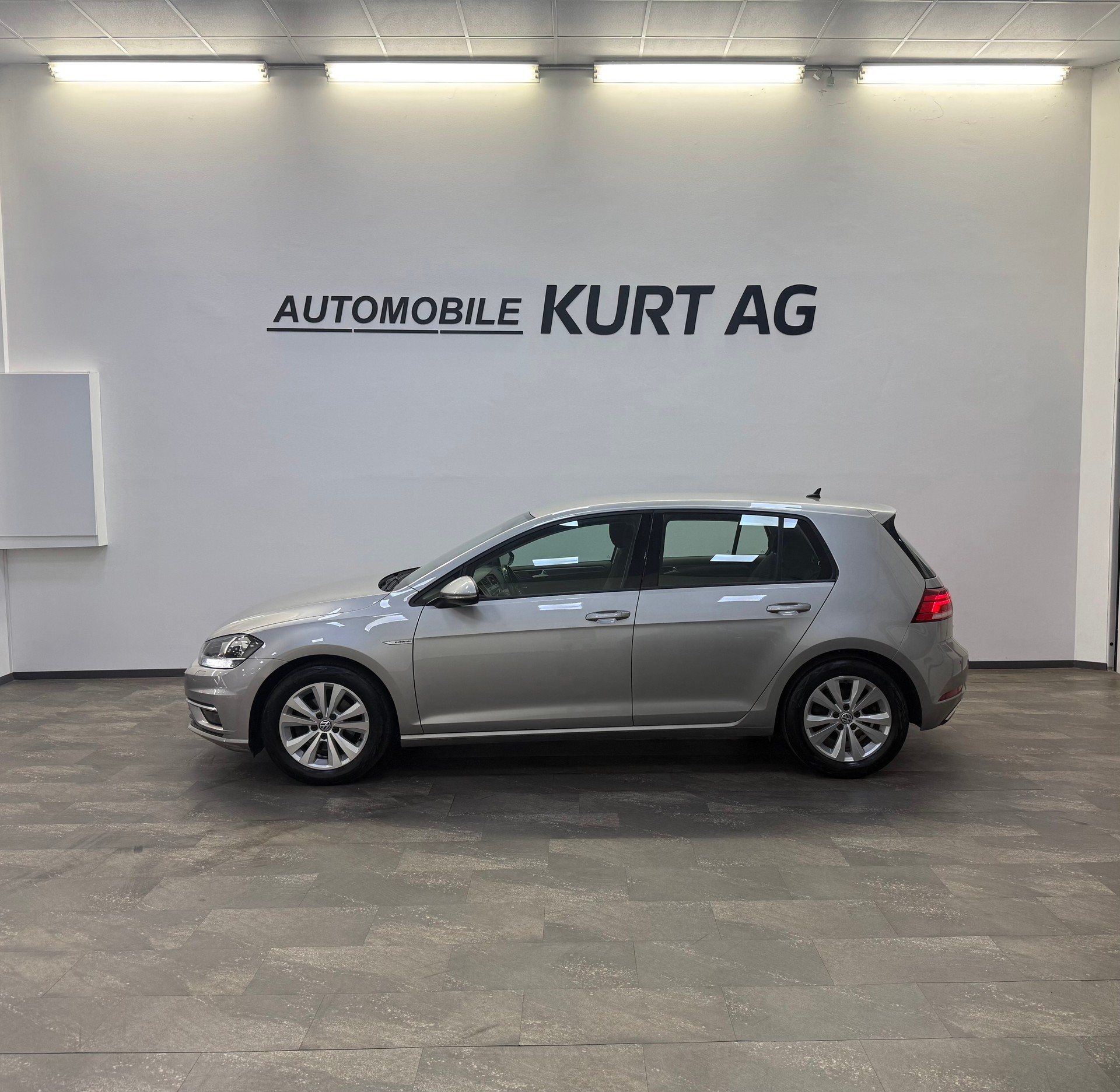 VW Golf 1.5 TSI EVO Comfortline-showroom-element-3