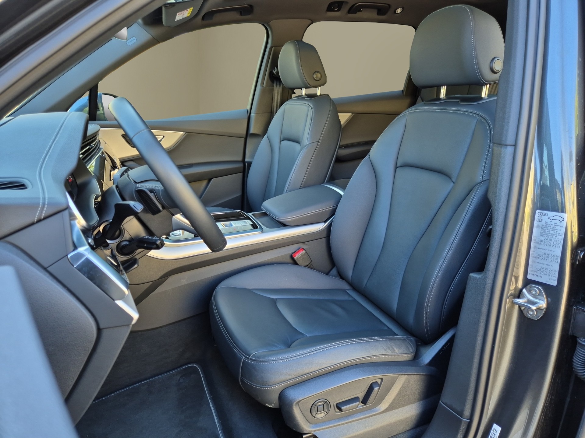 AUDI Q7 55 TFSI S line quattro tiptronic / faceliftmodell-image-8