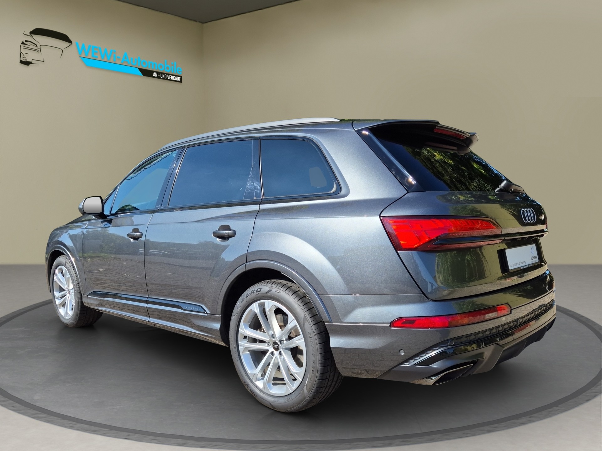 AUDI Q7 55 TFSI S line quattro tiptronic / faceliftmodell-showroom-element-2