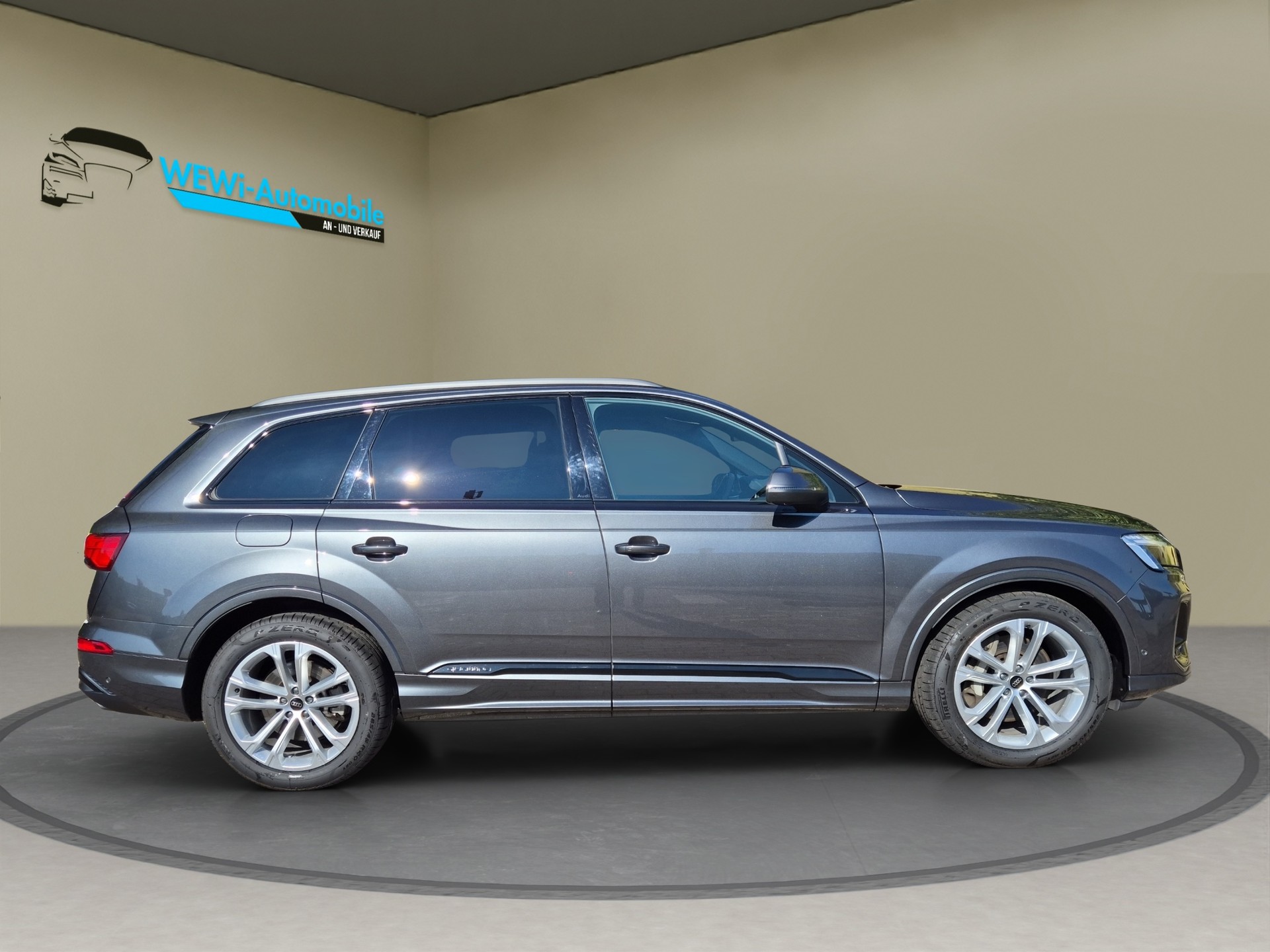 AUDI Q7 55 TFSI S line quattro tiptronic / faceliftmodell-image-5