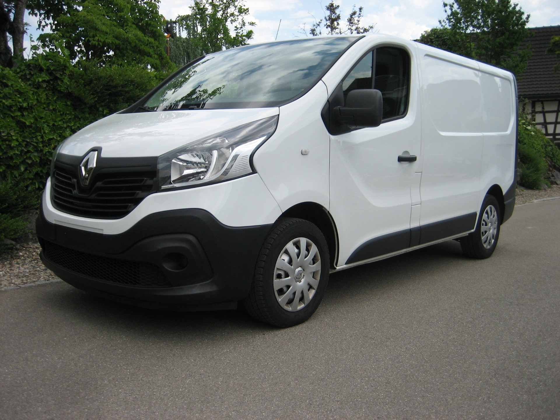 RENAULT Trafic 1.6 ENERGY TwinT. dCi125 2.9t Busin. L1H1