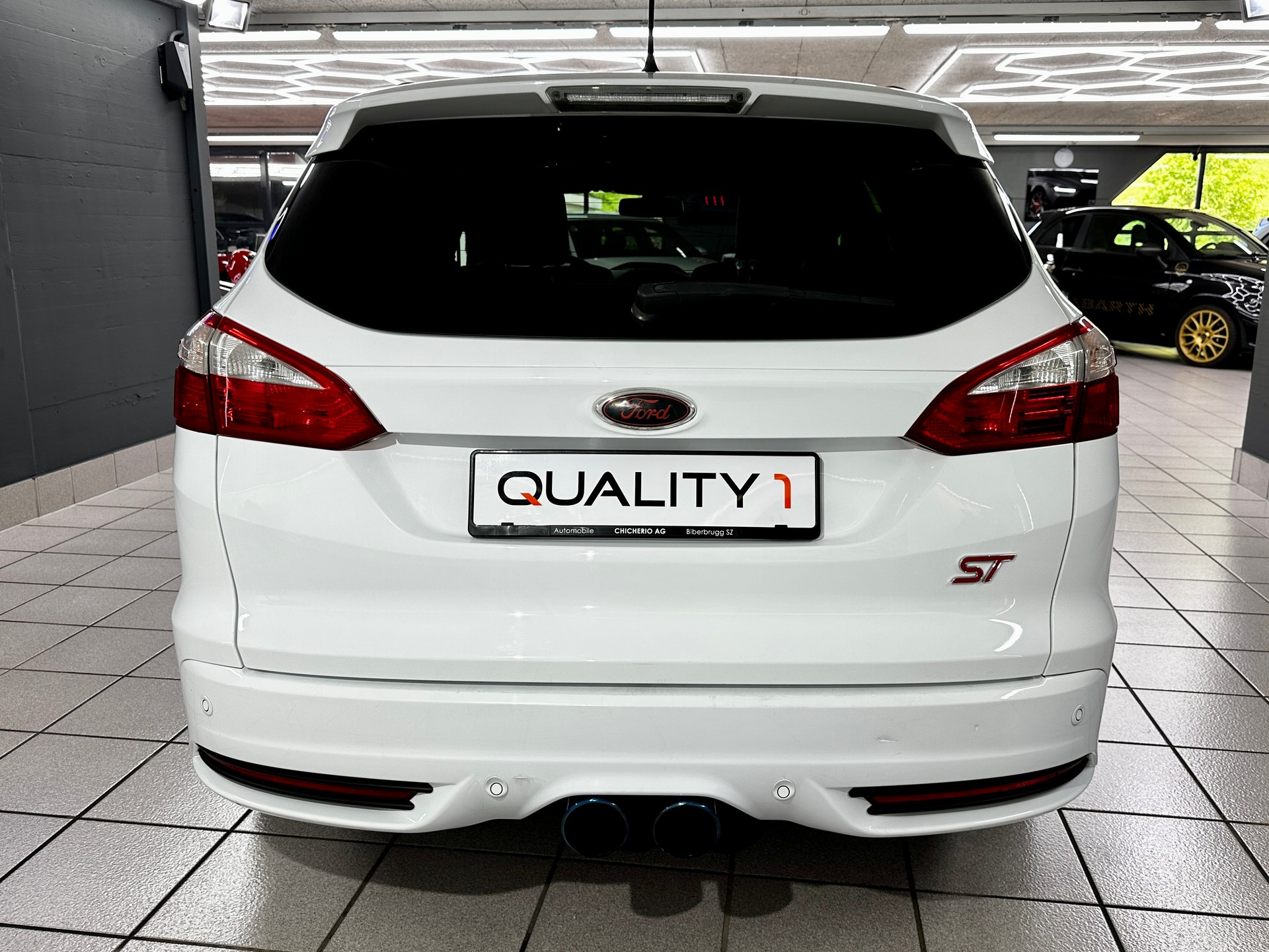 FORD Focus 2.0 SCTi ST-2-image-5