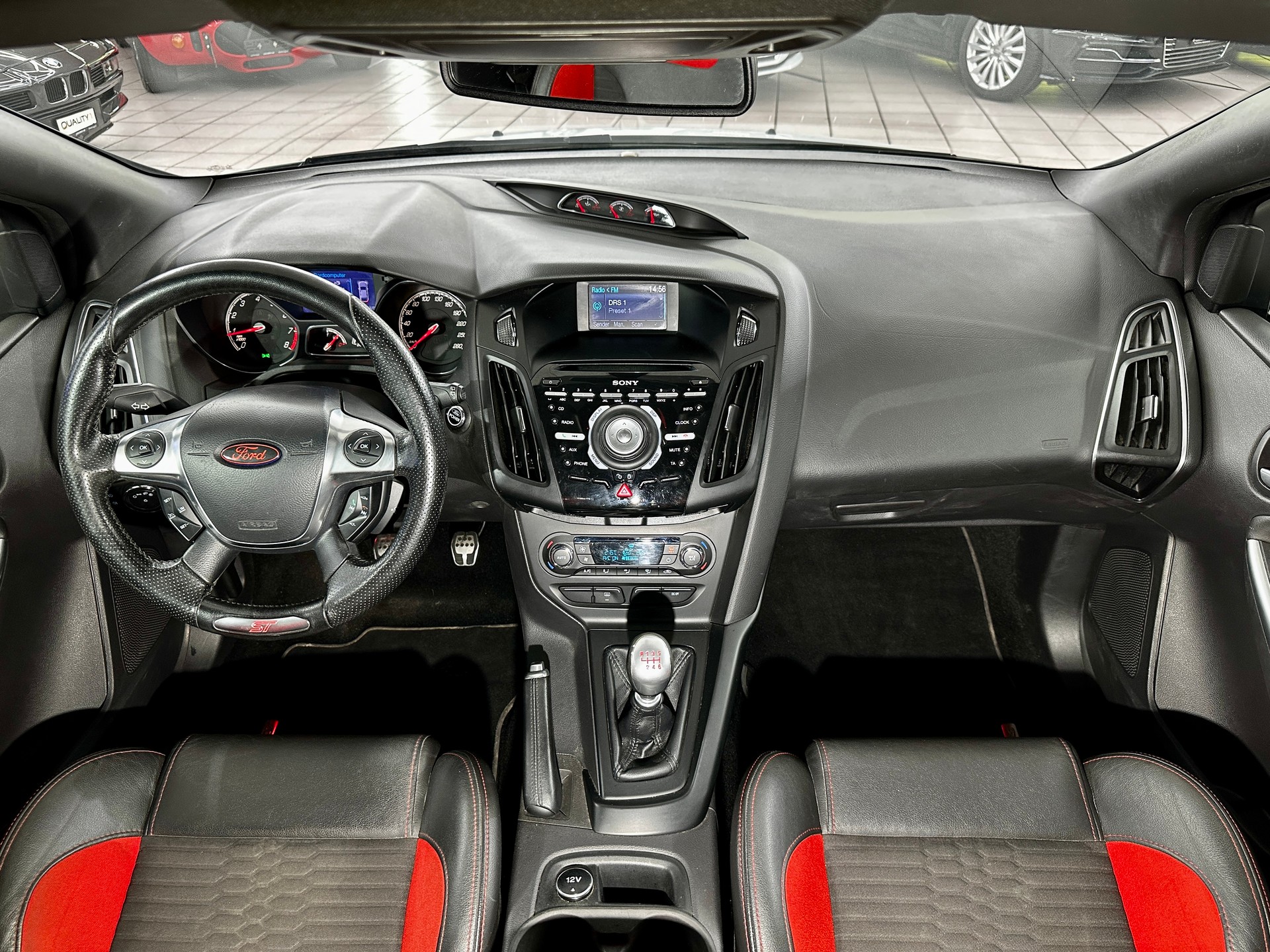 FORD Focus 2.0 SCTi ST-2-image-20