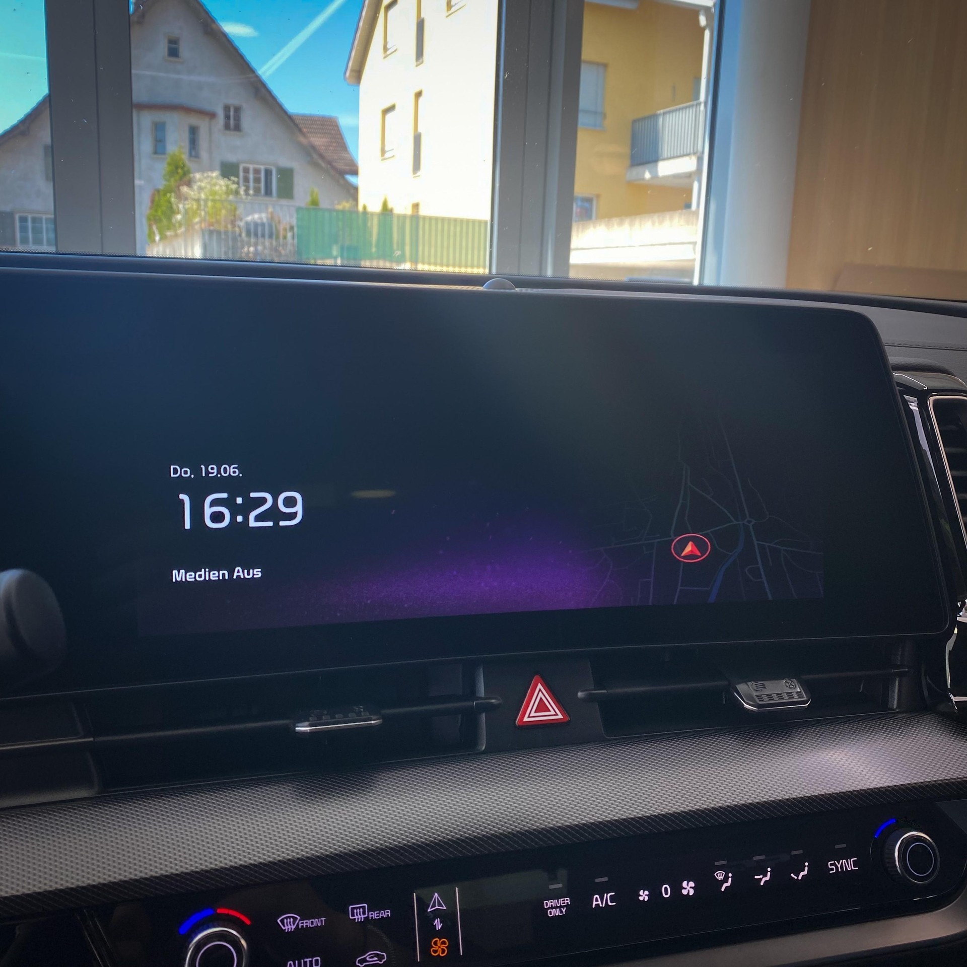 KIA Sportage 1.6 T-GDi Hybrid GT-Line-image-10