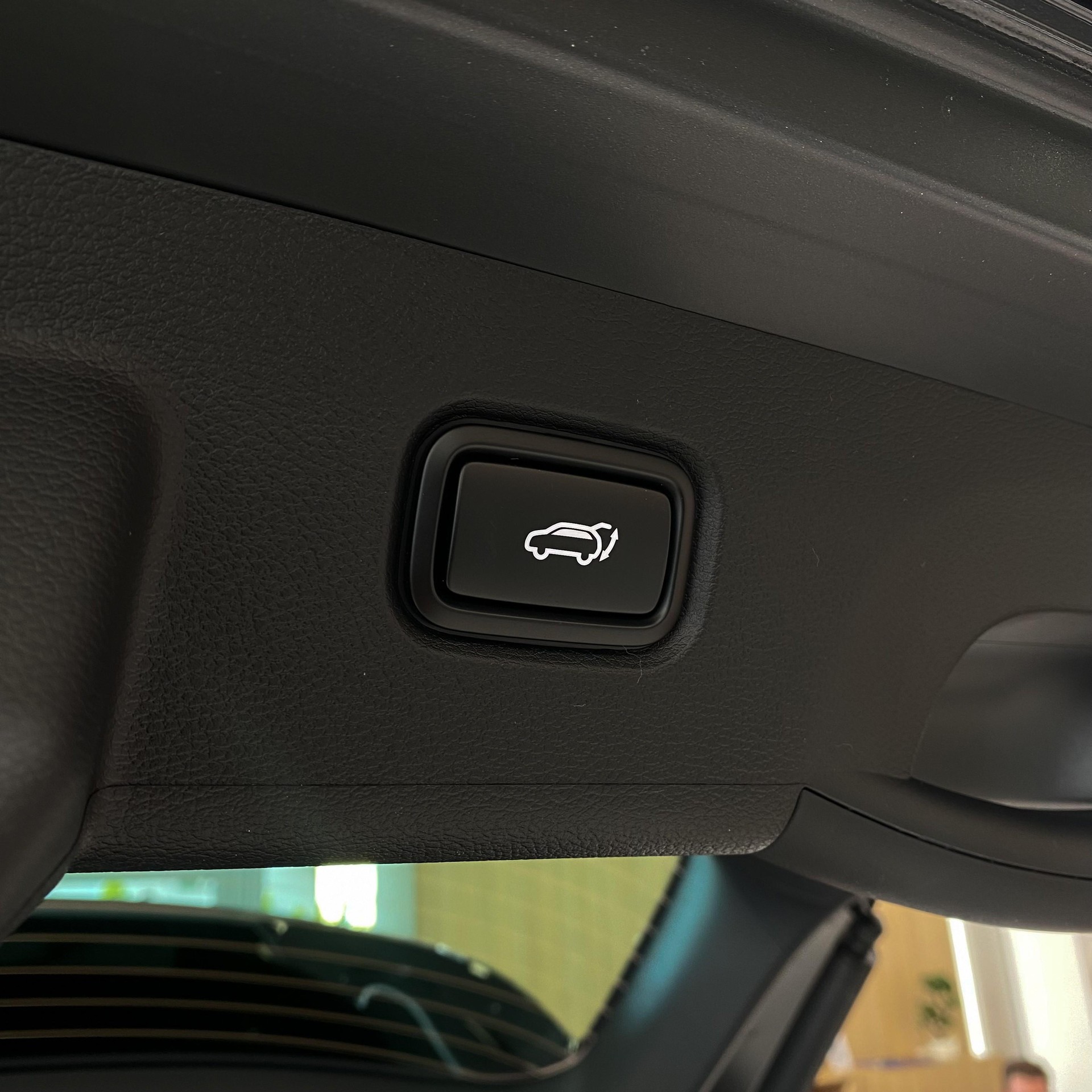 KIA Sportage 1.6 T-GDi Hybrid GT-Line-image-24