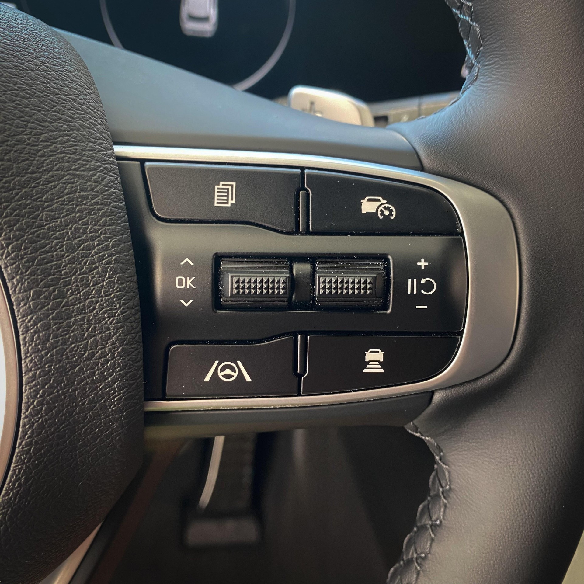 KIA Sportage 1.6 T-GDi Hybrid GT-Line-image-6
