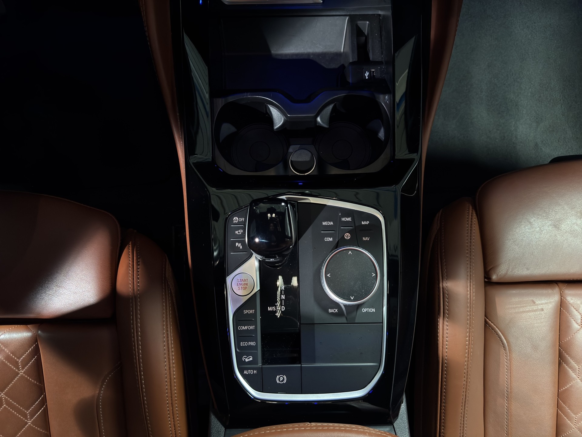 BMW X4 M40i-image-10