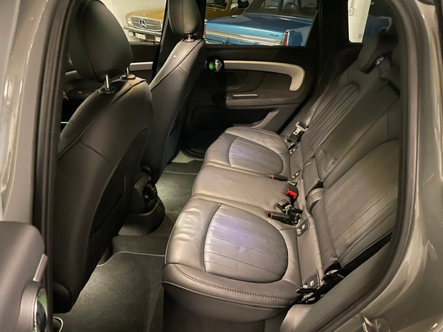 MINI Countryman Cooper SE Trafalgar ALL4 PHEV Steptronic-image-10