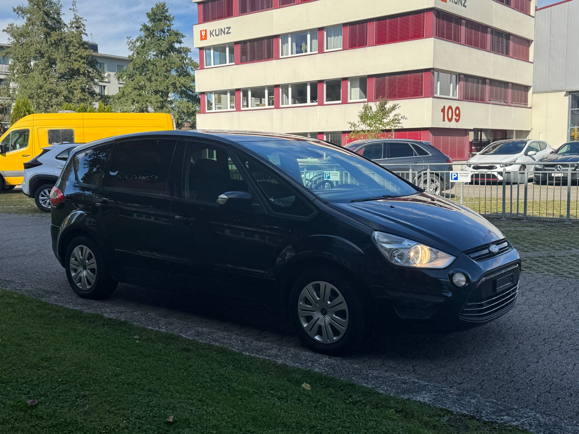 FORD S-Max 2.0 TDCi Titanium-image-3