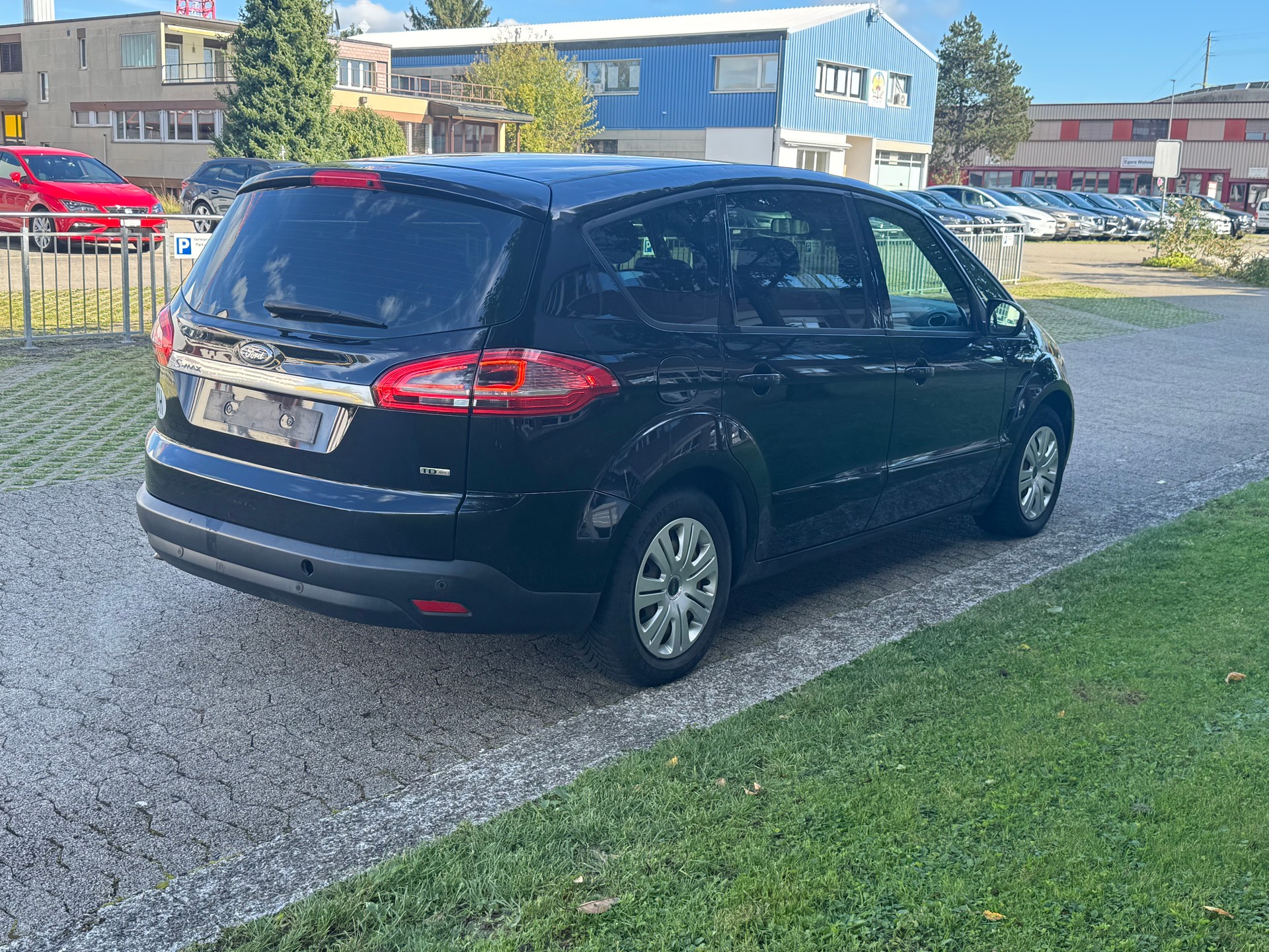 FORD S-Max 2.0 TDCi Titanium-image-4