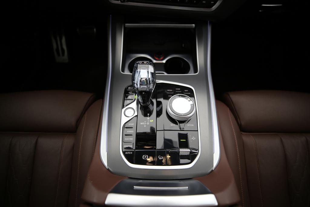 BMW X5 45e xDrive SAG-image-9
