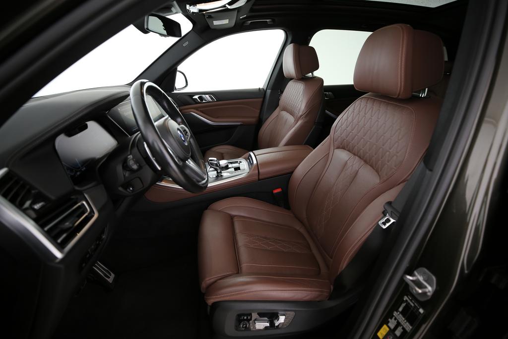 BMW X5 45e xDrive SAG-showroom-element-2
