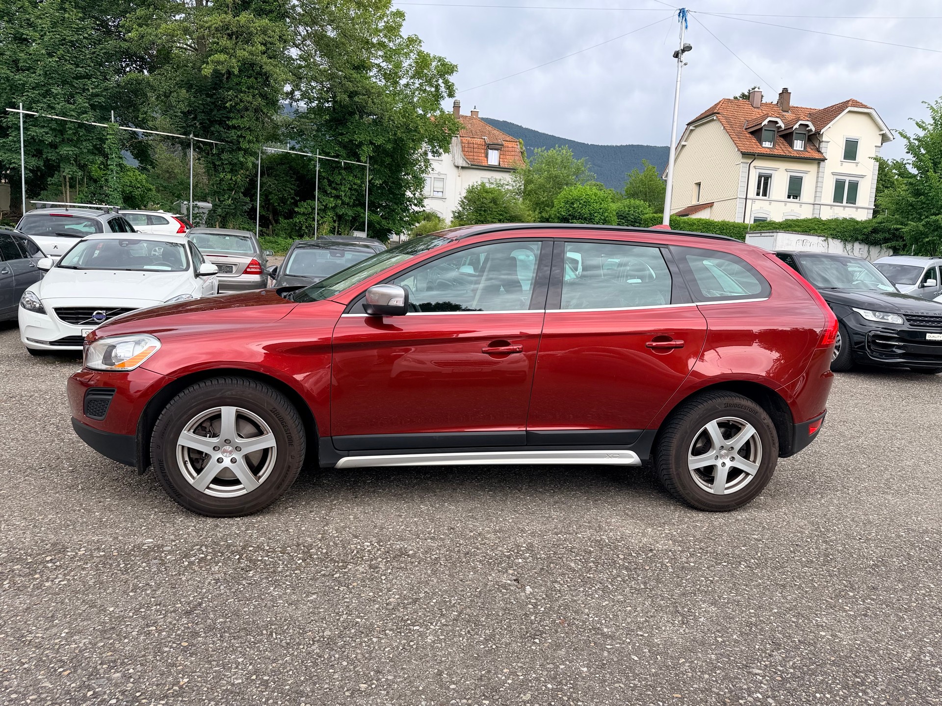 VOLVO XC60 D4 AWD Husky Edition Geartronic-image-7