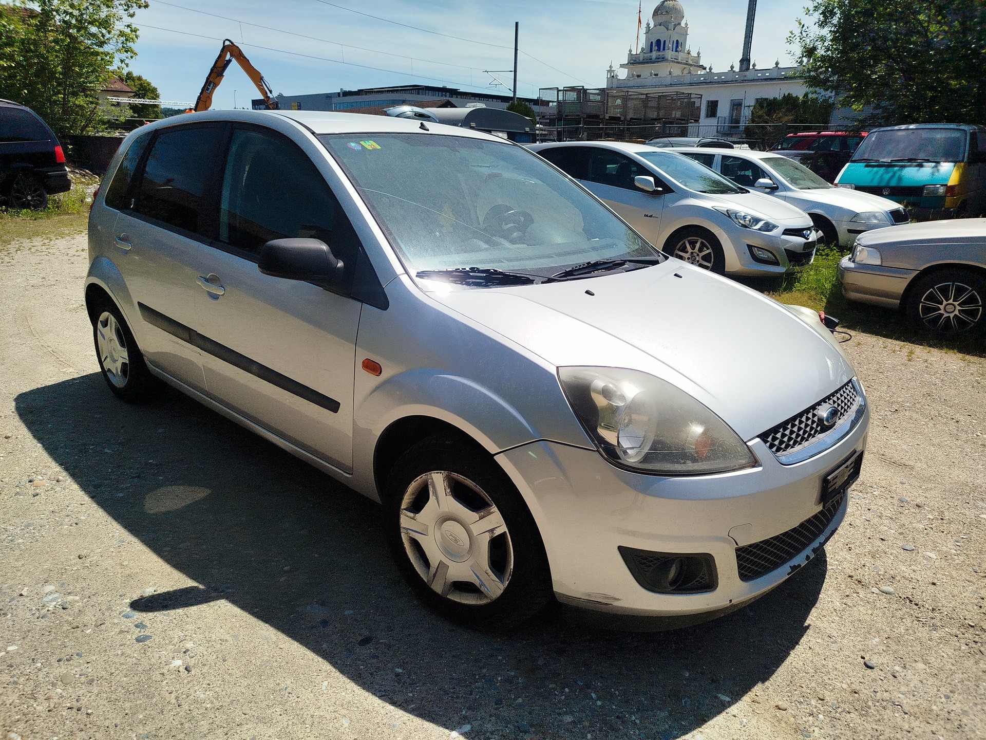 FORD Fiesta 1.6 16V Ghia-image-7
