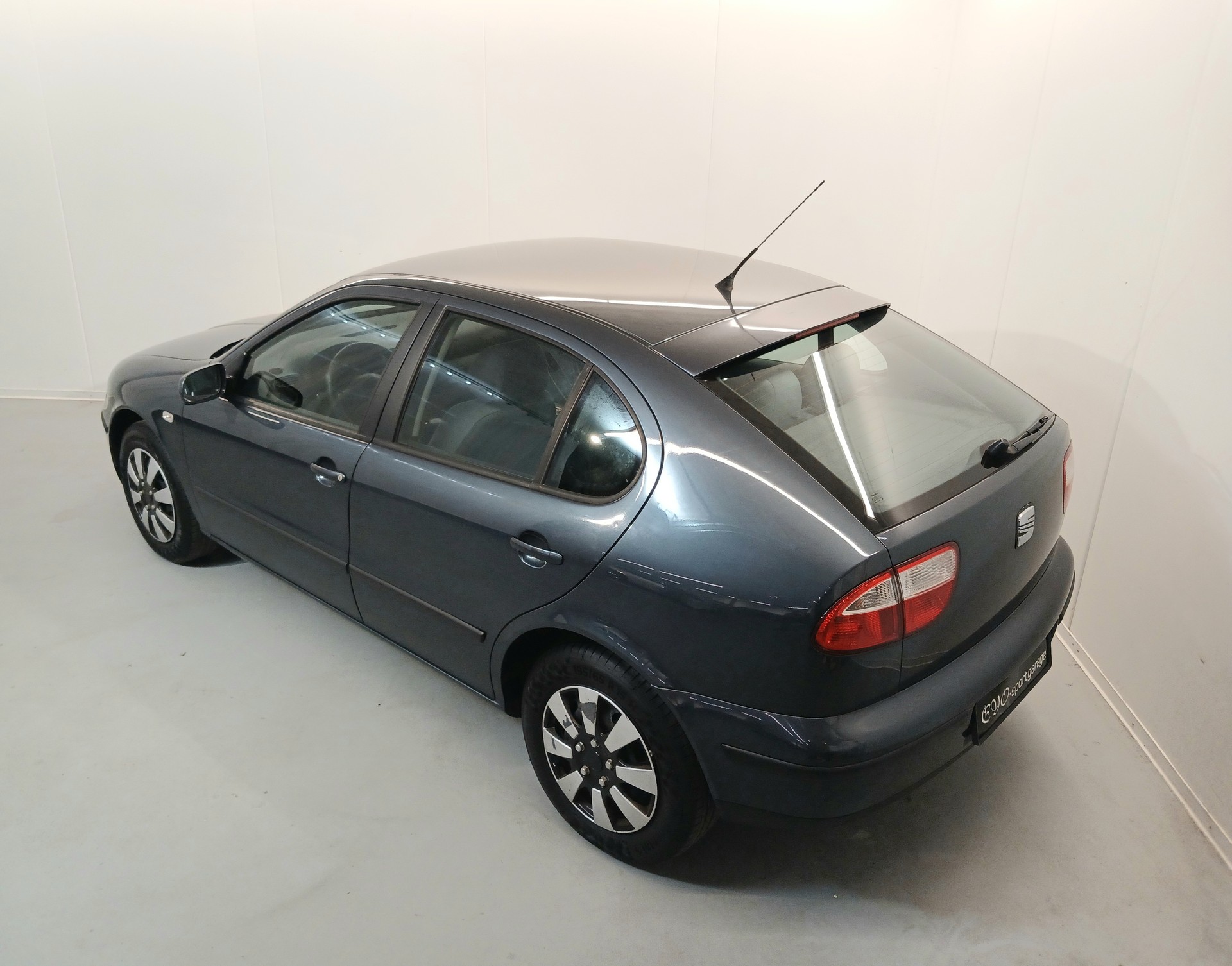 SEAT Leon 1.8 Stella Automat-image-7