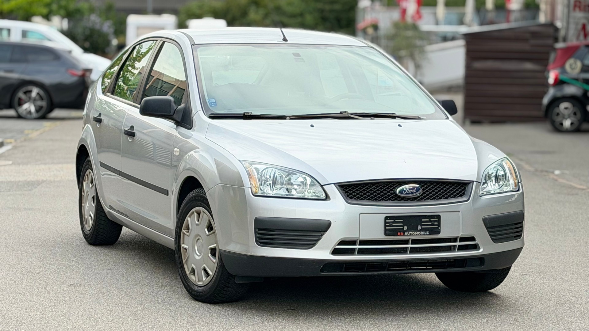 FORD Focus 1.6i Trend-image-1