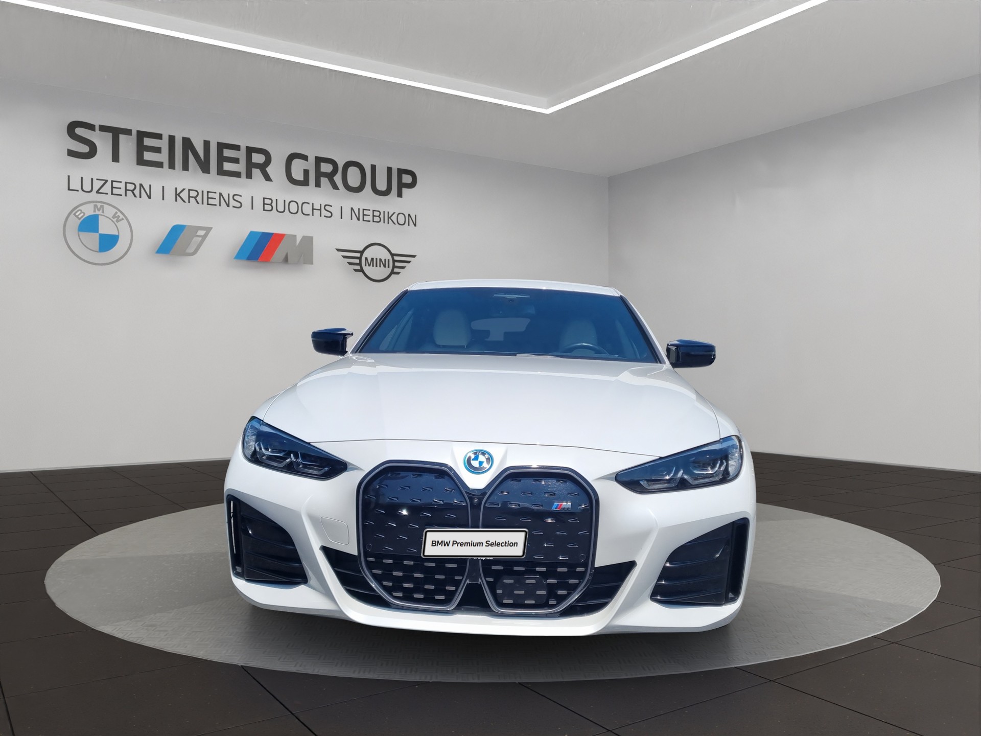 BMW i4 M50-showroom-element-2