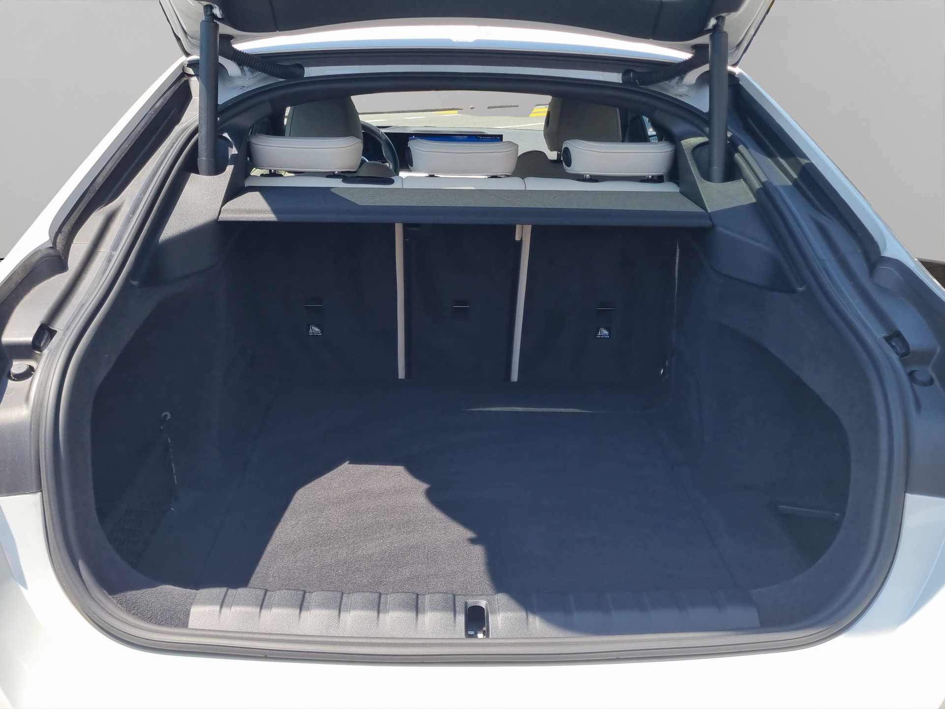 BMW i4 M50-image-20