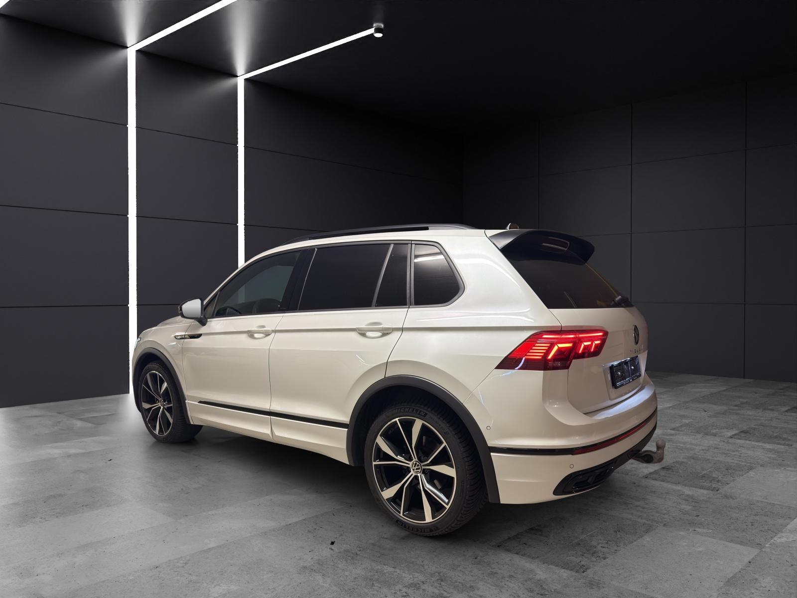 VW Tiguan 2.0 TSI R-Line DSG-showroom-element-2