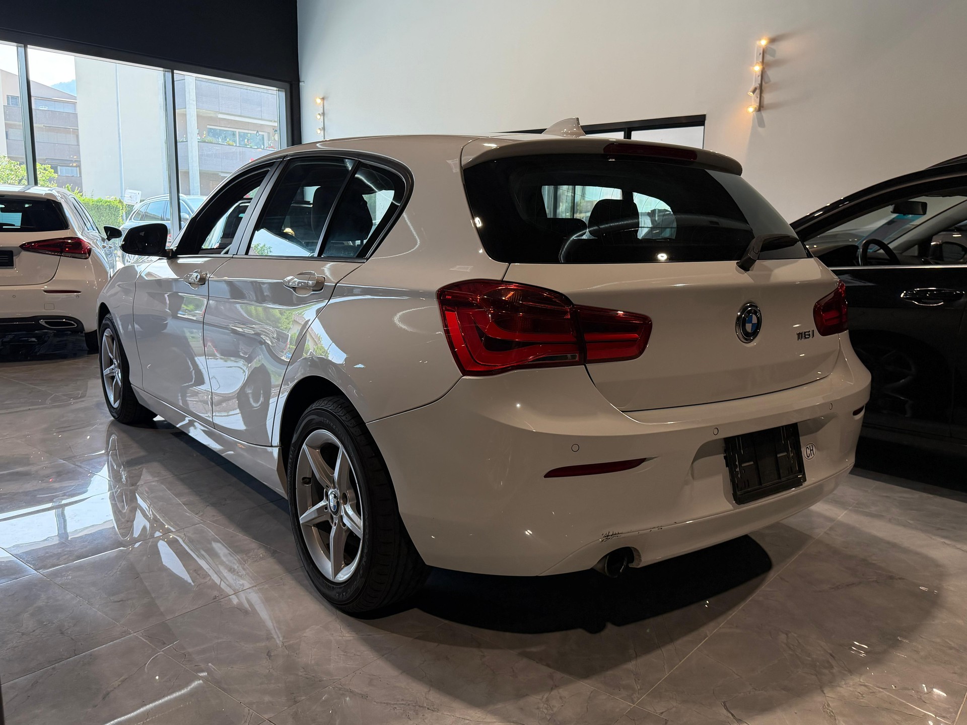 BMW 116i Business-image-3