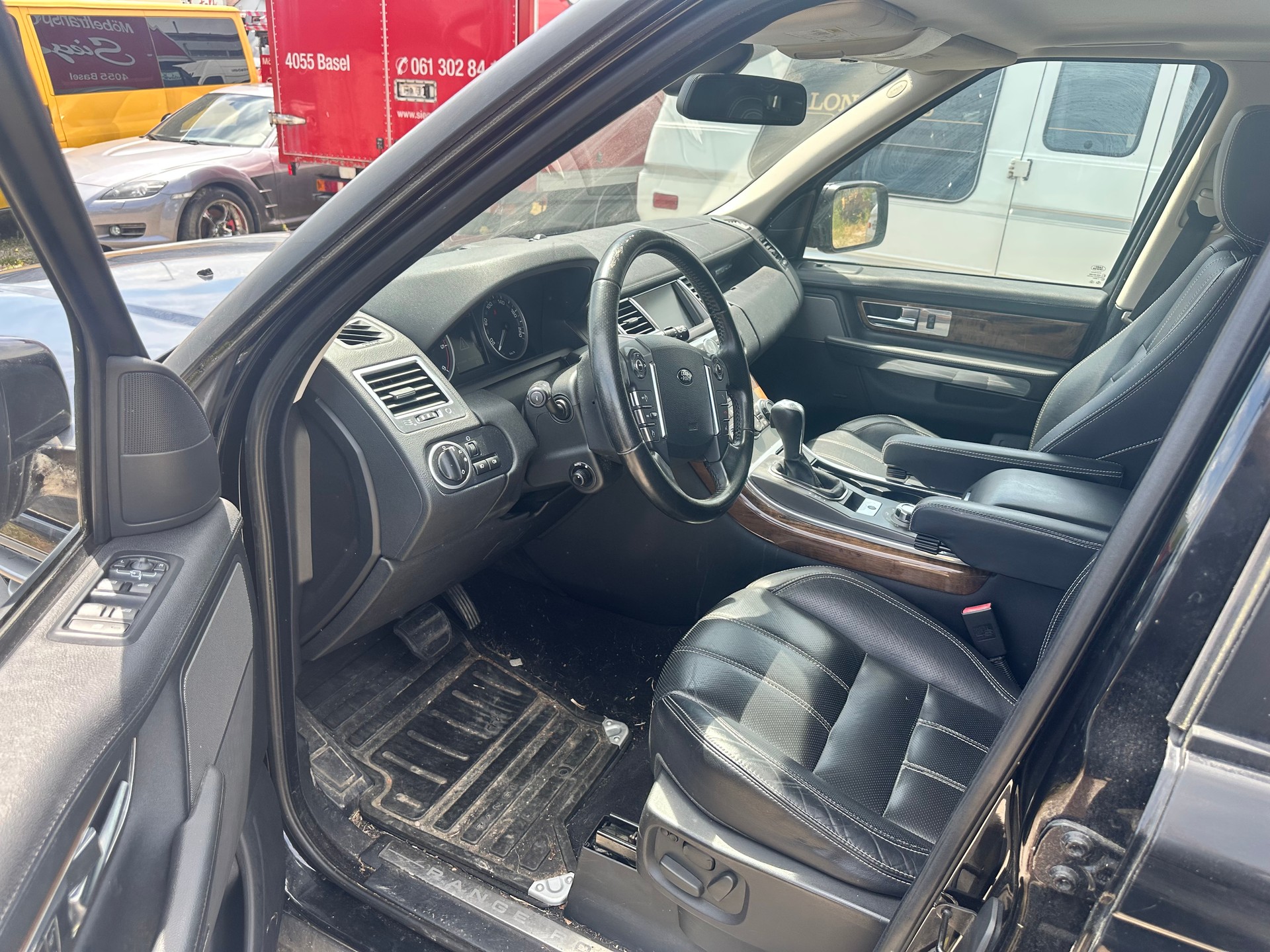 LAND ROVER RANGE ROVER SPORT-image-4