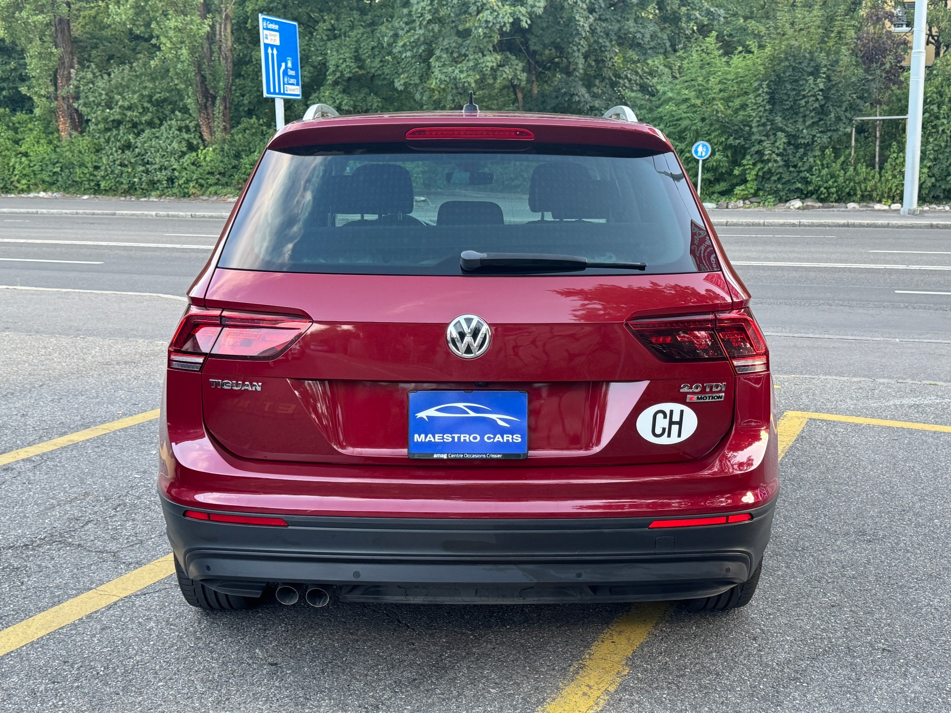 VW Tiguan 2.0 TDI SCR Comfortline 4Motion DSG-image-3
