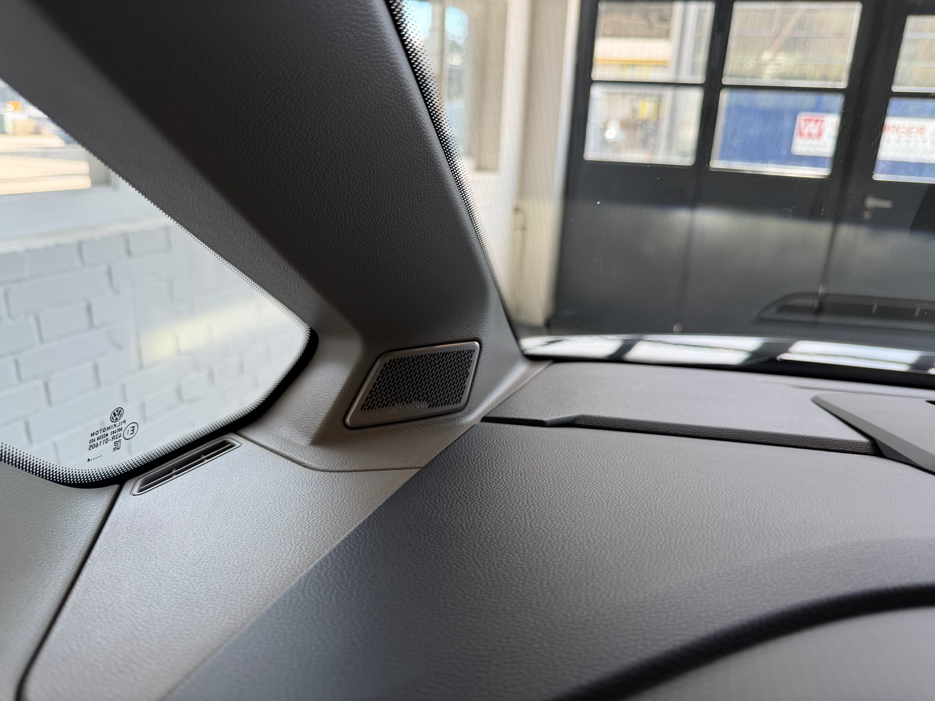 VW Multivan 2.0 TSI 204 PS '' EDITION '' LEDER ''Life DSG Lang-image-21
