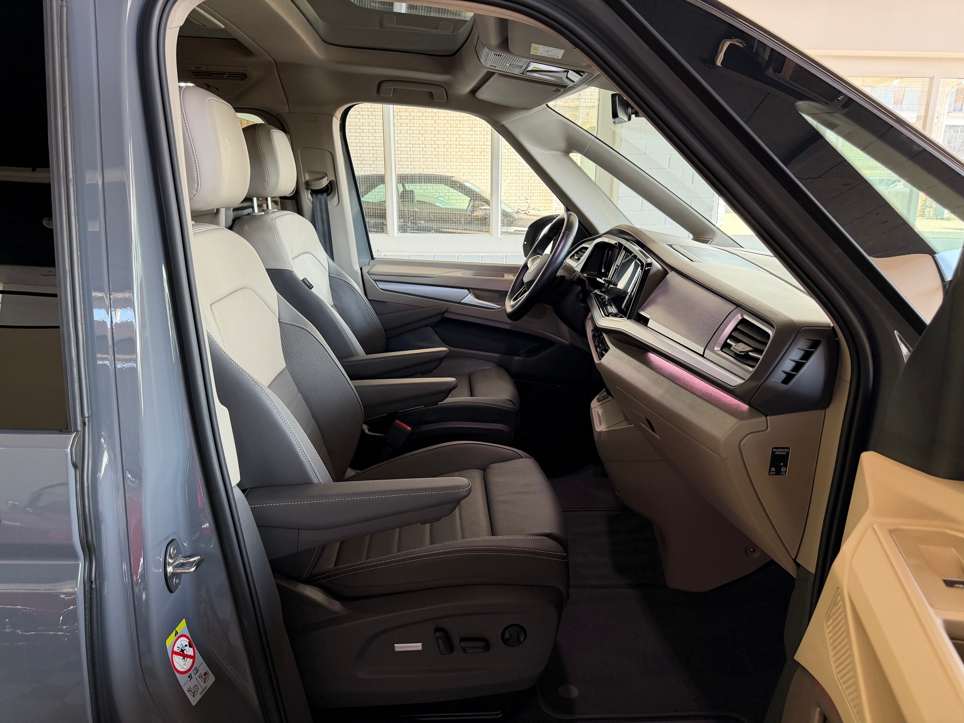VW Multivan 2.0 TSI 204 PS '' EDITION '' LEDER ''Life DSG Lang-image-7