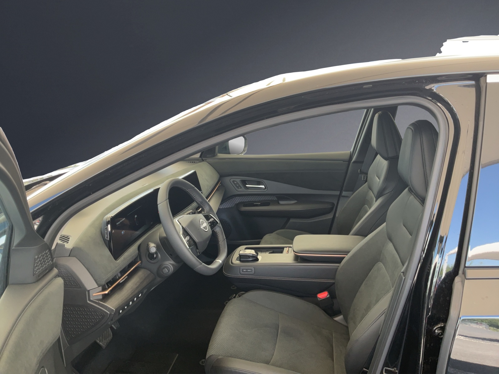 NISSAN Ariya 87 kWh Evolve-image-6