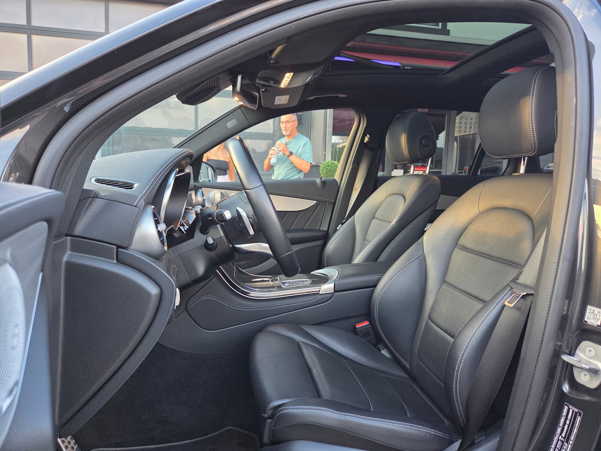 MERCEDES-BENZ GLC 400 d 4Matic AMG Line 9G-Tronic-image-13