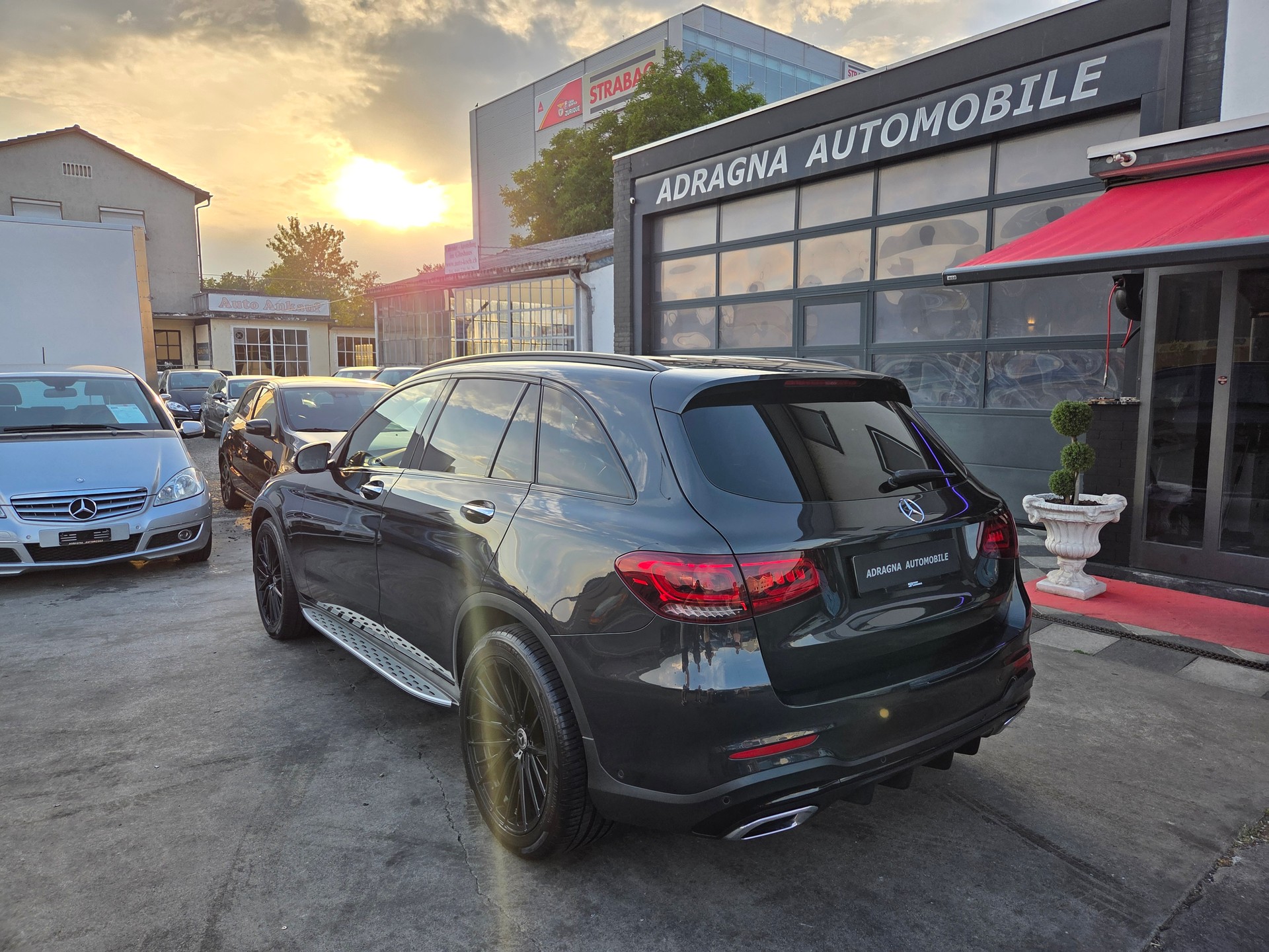 MERCEDES-BENZ GLC 400 d 4Matic AMG Line 9G-Tronic-image-7