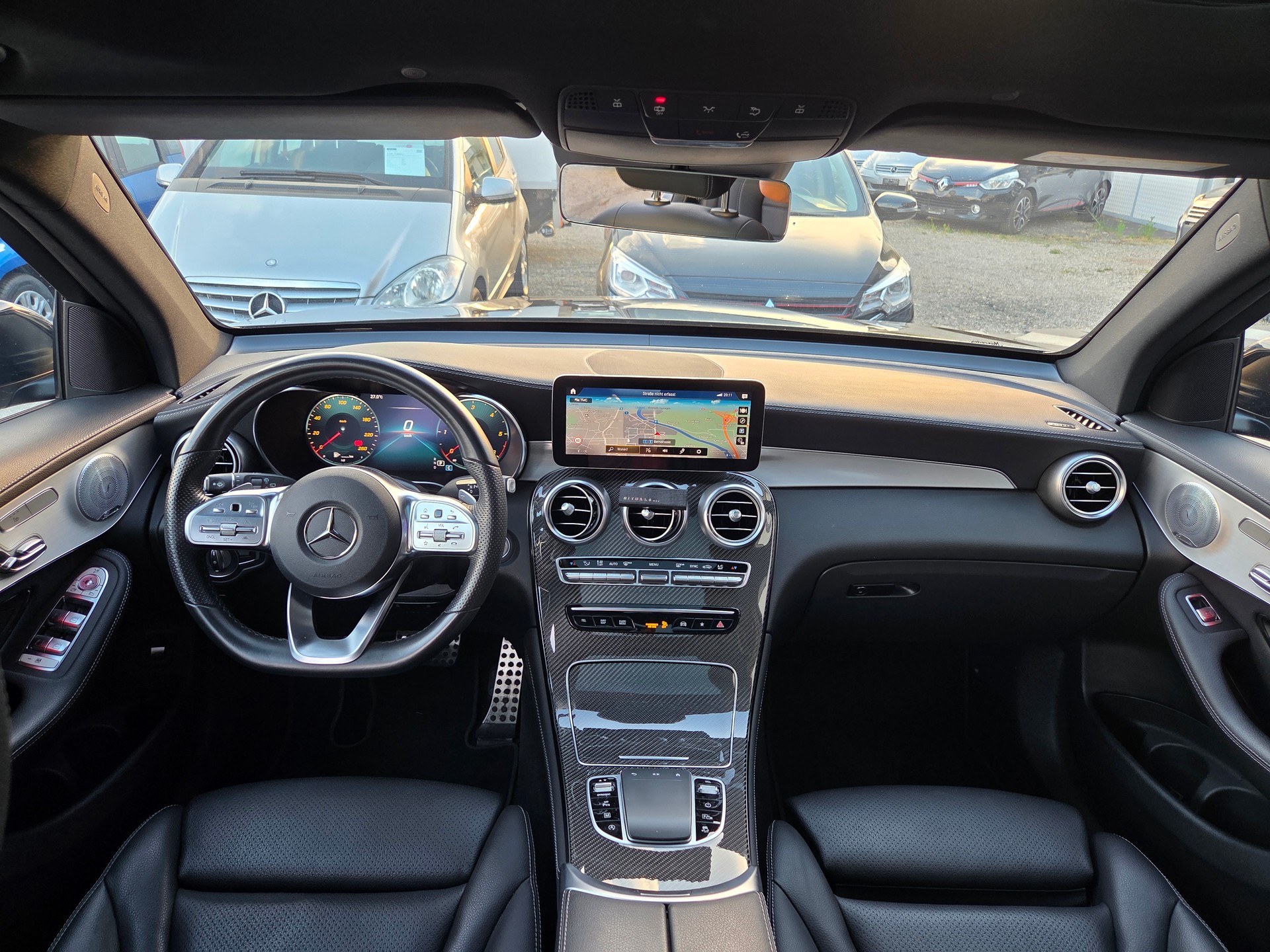 MERCEDES-BENZ GLC 400 d 4Matic AMG Line 9G-Tronic-image-18