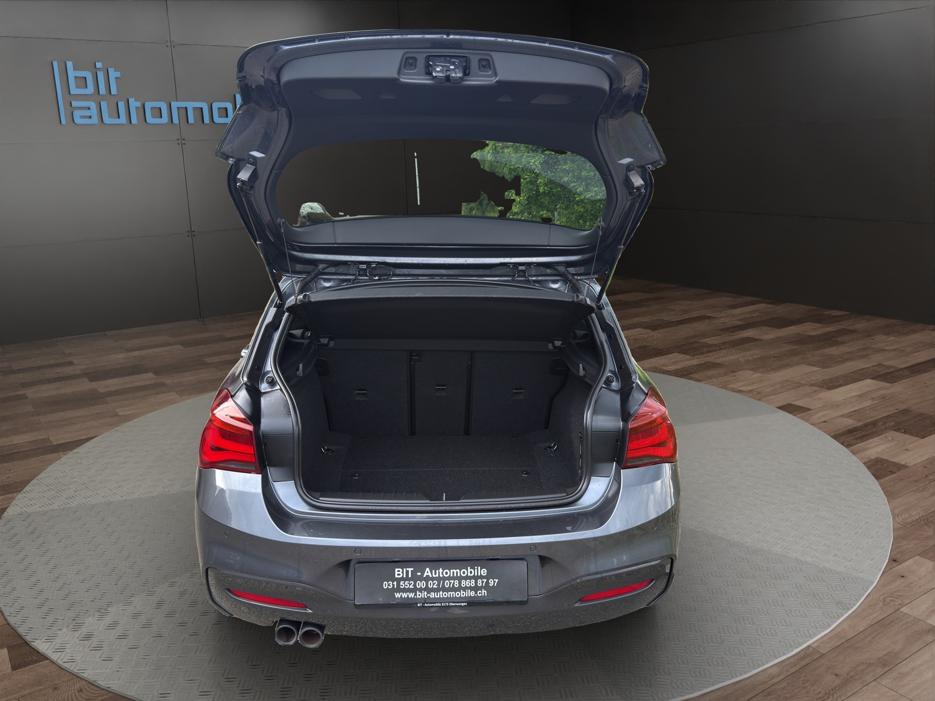 BMW BMW 125i Edition M Sport Steptronic-image-5