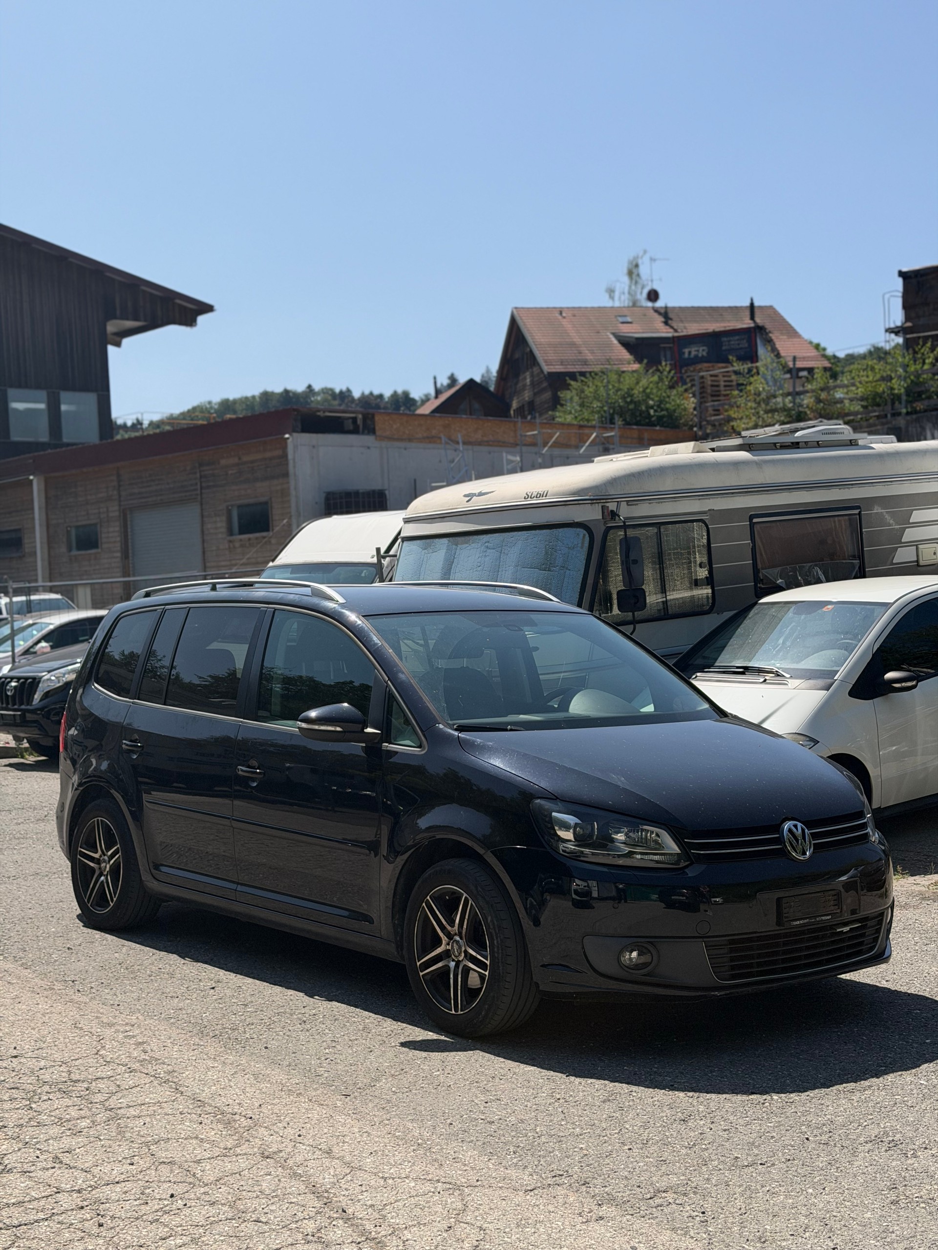 VW Touran 1.4 TSI Trendline-image-2