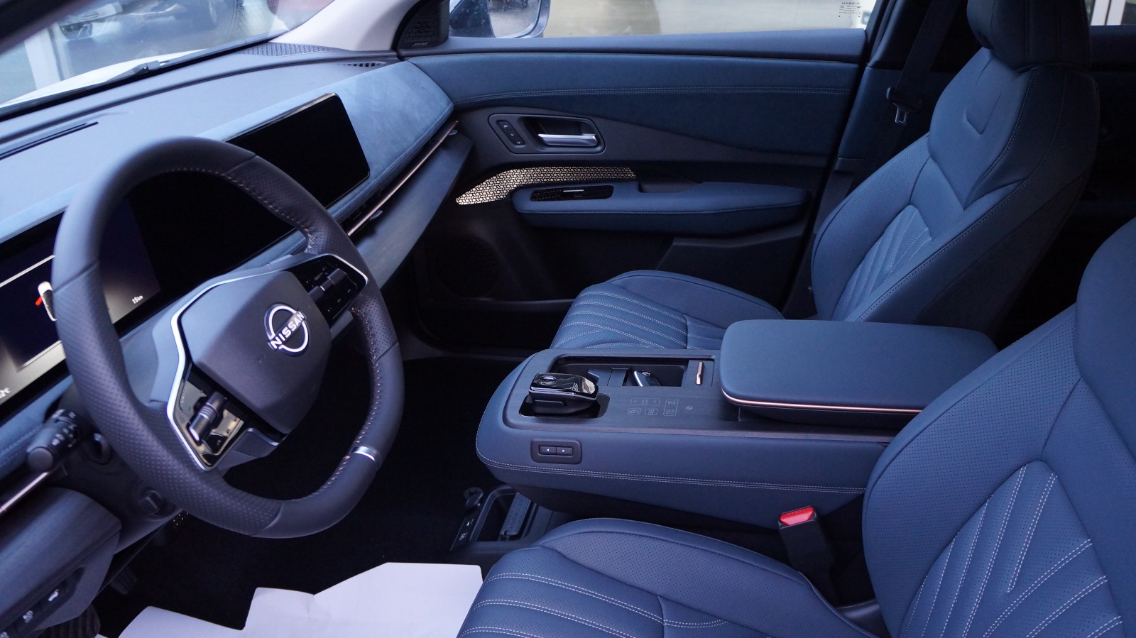 NISSAN Ariya 87 kWh Evolve-image-7