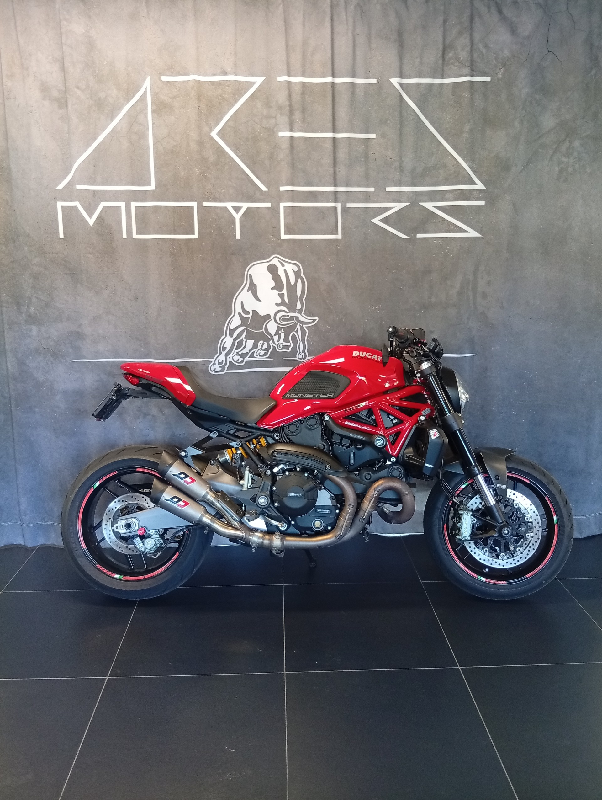 DUCATI Monster 821-image-0