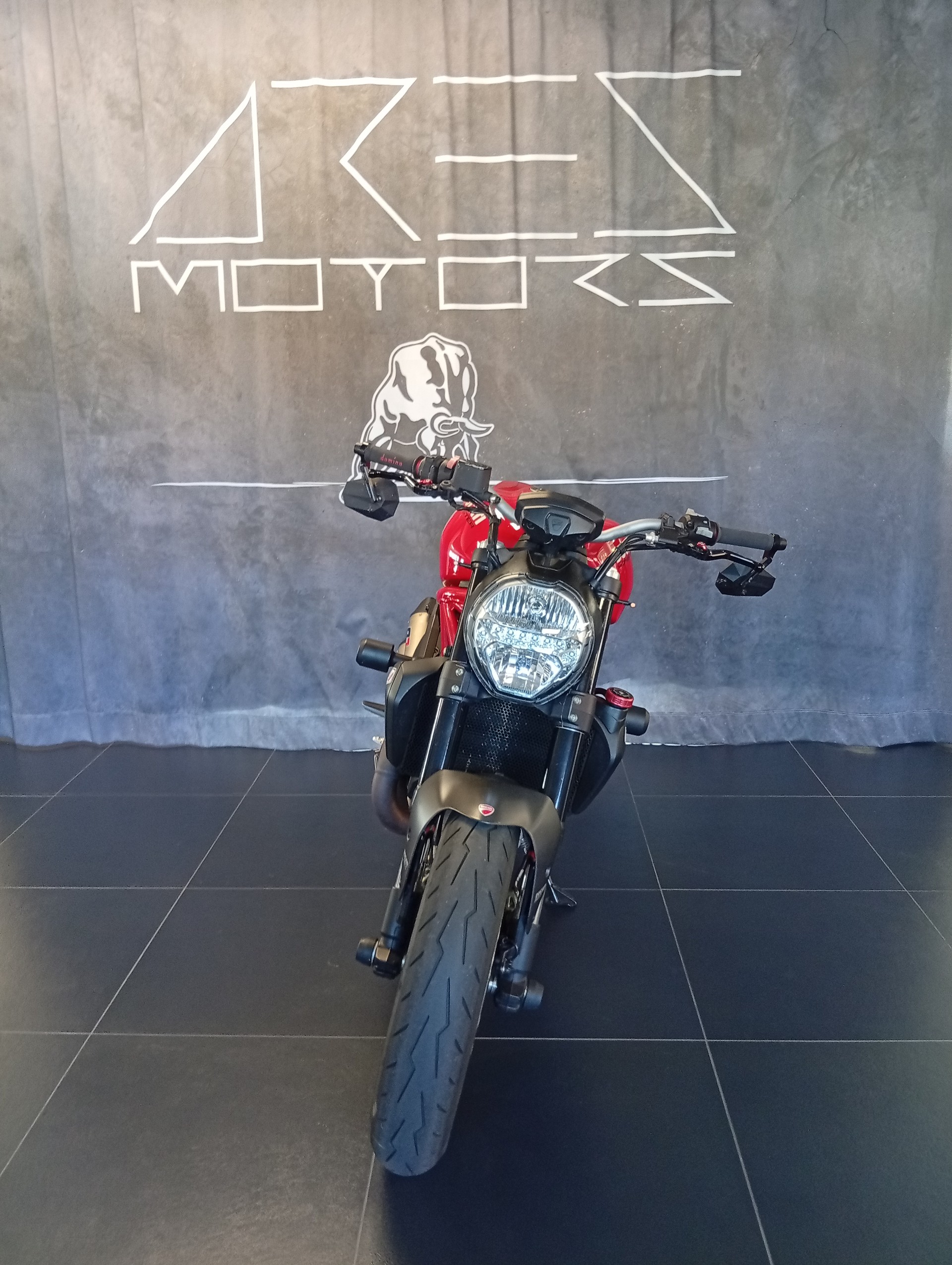 DUCATI Monster 821-image-2